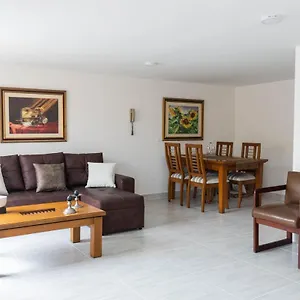Studio Next To El Parque Del Poblado Apartamento Medellín